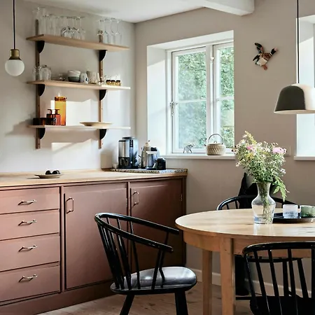 Peaceful Forest Idyll In Timber House For Families *