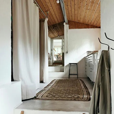 Peaceful Forest Idyll In Timber House For Families *